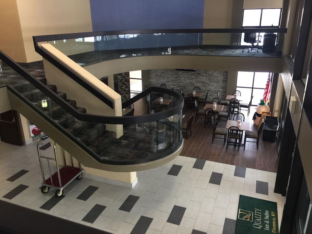 Quality Inn & Suites Florence - Cincinnati South Bagian luar foto