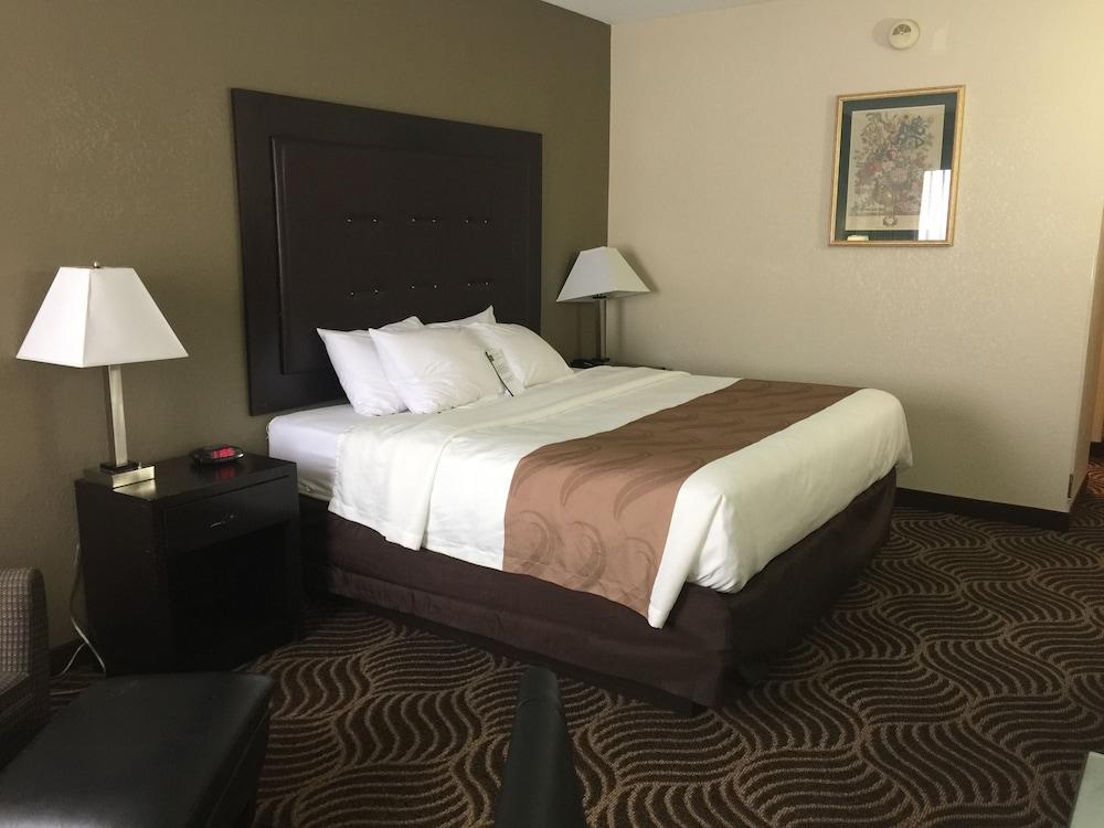 Quality Inn & Suites Florence - Cincinnati South Bagian luar foto