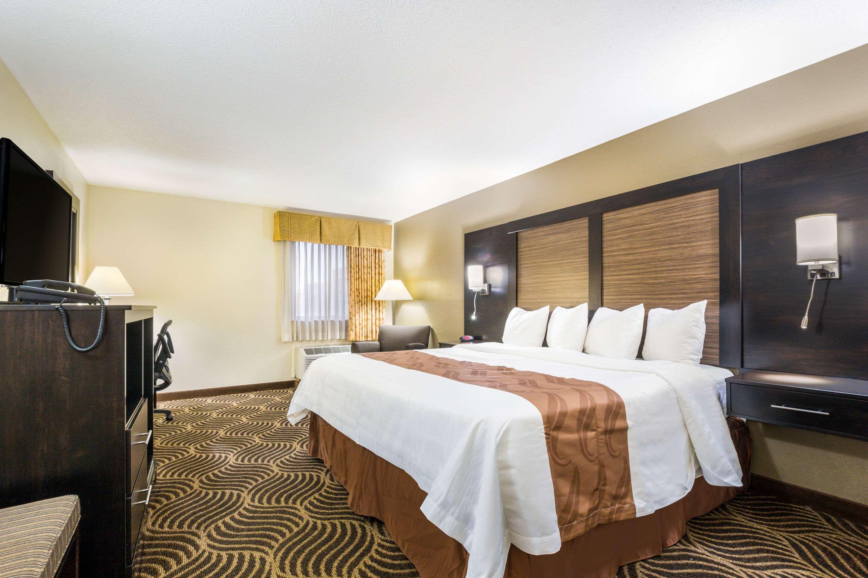 Quality Inn & Suites Florence - Cincinnati South Bagian luar foto