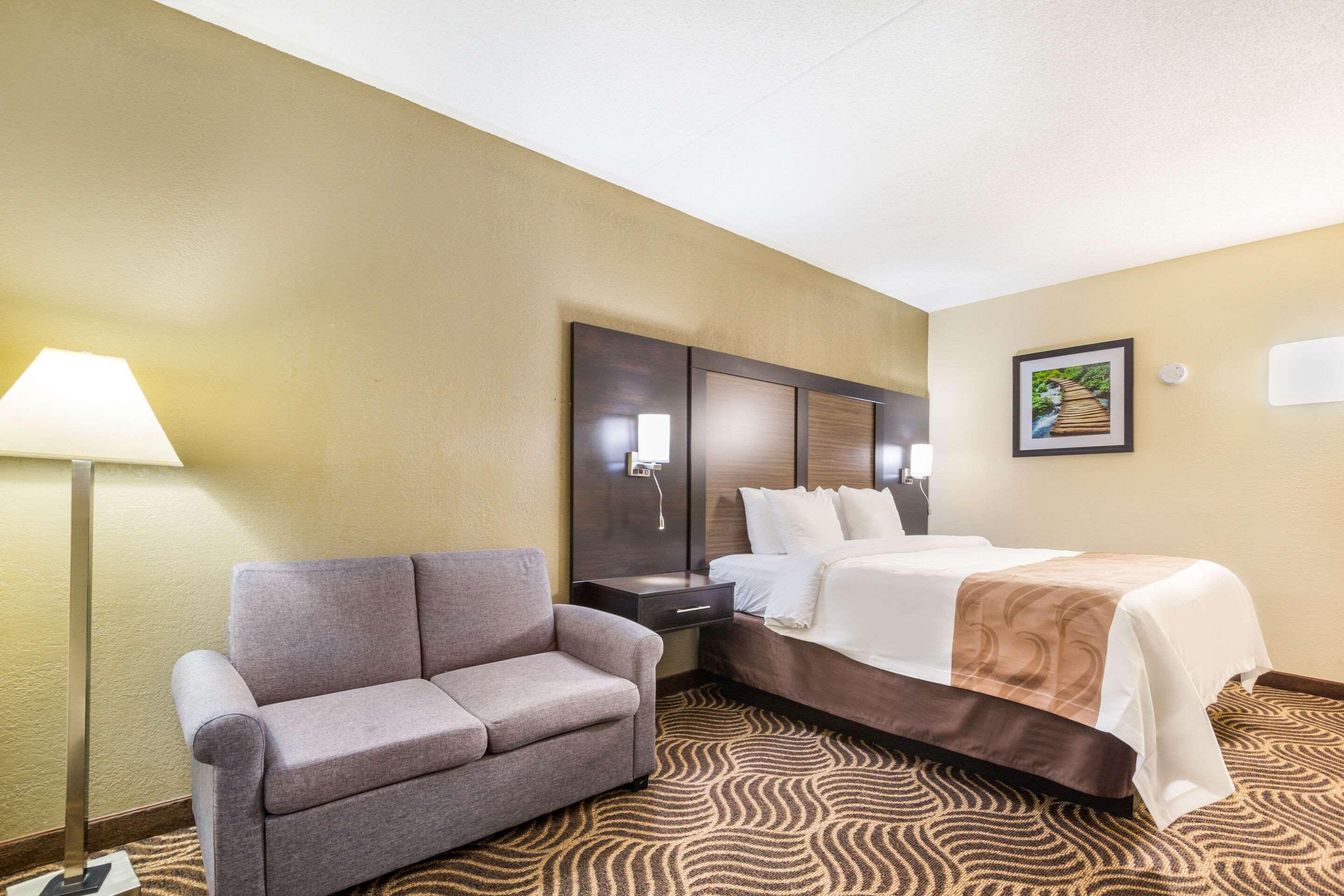 Quality Inn & Suites Florence - Cincinnati South Bagian luar foto