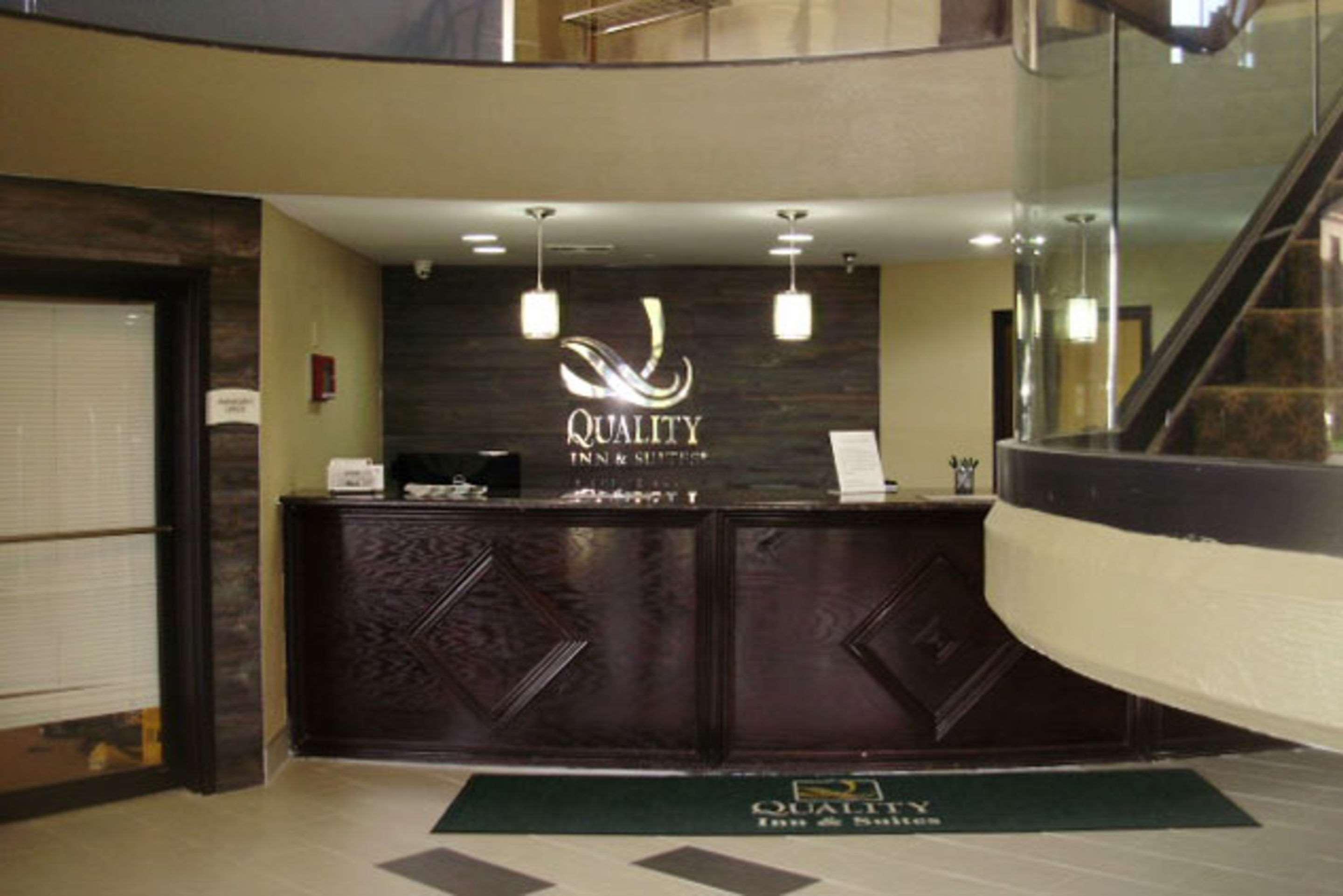 Quality Inn & Suites Florence - Cincinnati South Bagian luar foto