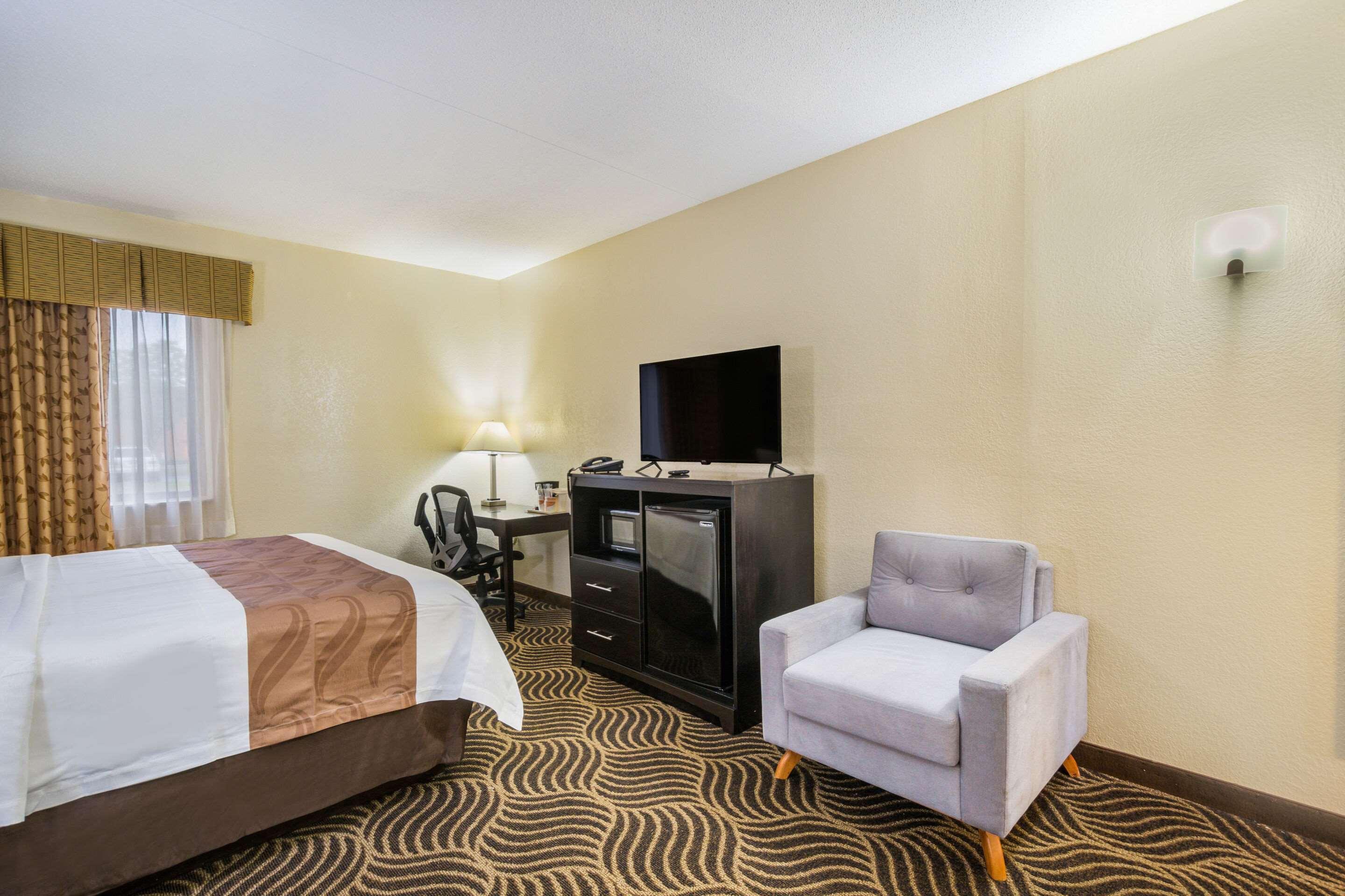 Quality Inn & Suites Florence - Cincinnati South Bagian luar foto