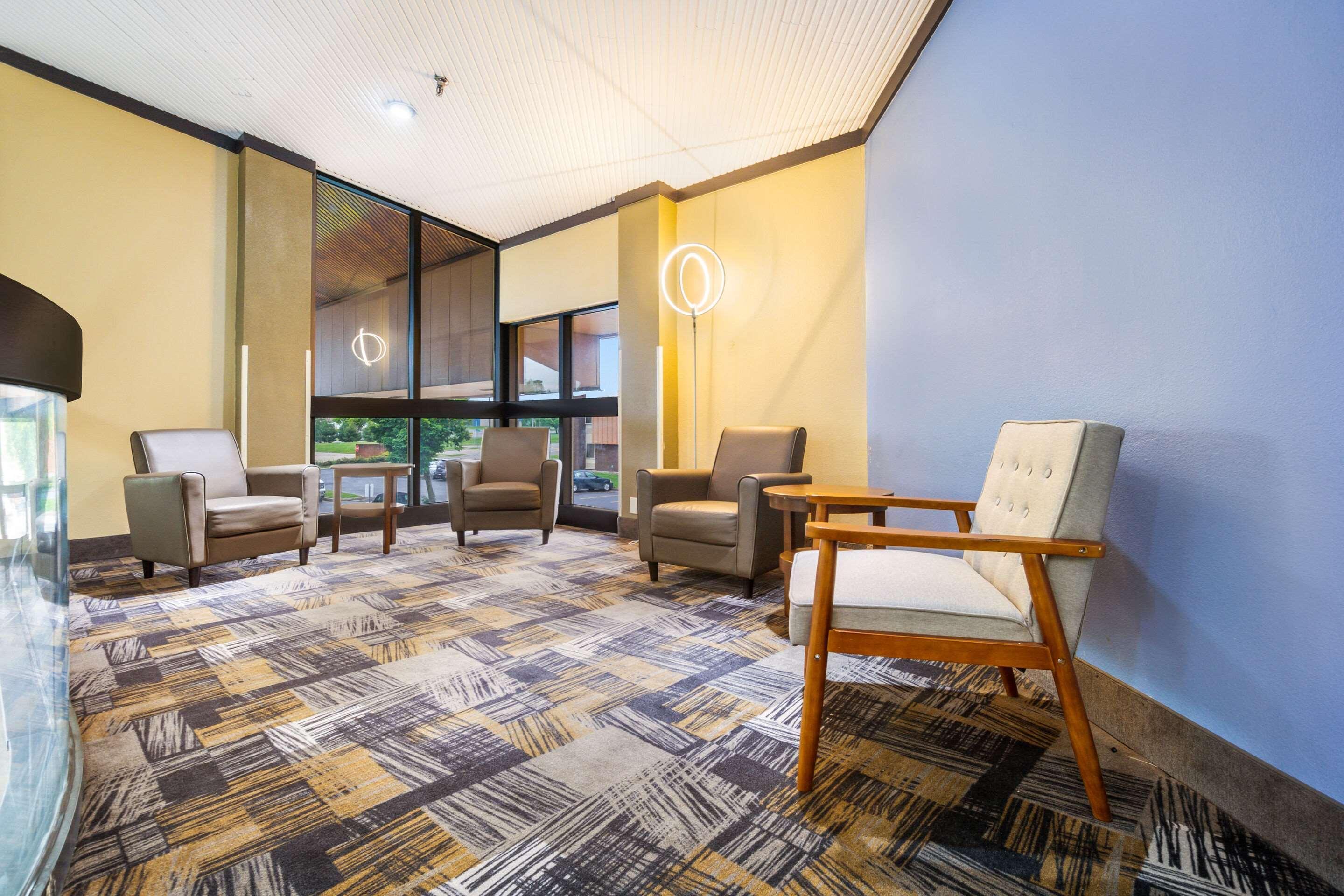 Quality Inn & Suites Florence - Cincinnati South Bagian luar foto