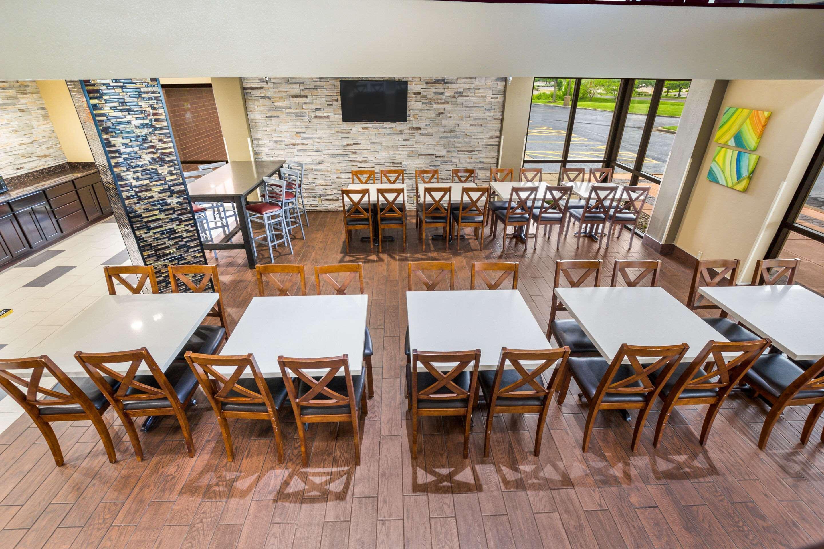 Quality Inn & Suites Florence - Cincinnati South Bagian luar foto